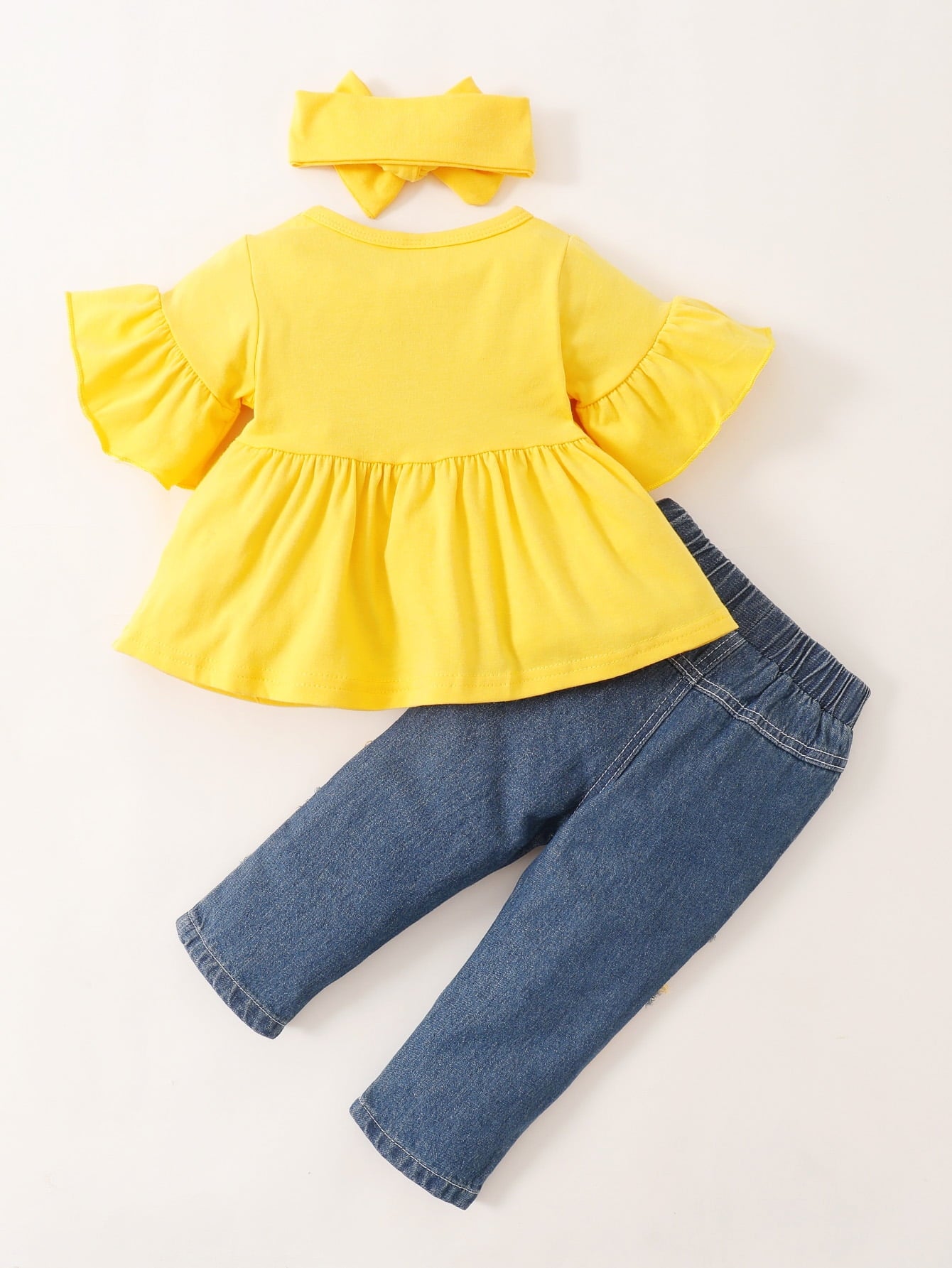 Baby Girl 3-Piece Outfit – Flared Sleeve Top, Sunflower Jeans & Headband (3–6M)