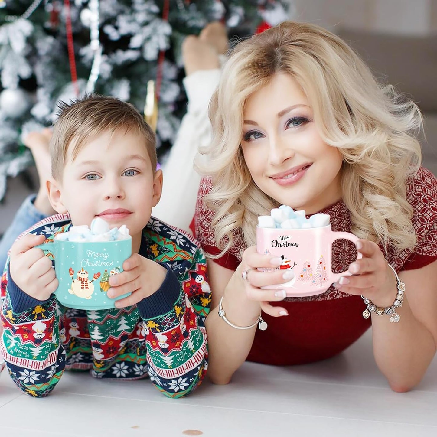 Set of 4 Stackable Christmas Mugs, 15.8 Oz Coffee Mug with Stand, Holiday Hot Cocoa Mugs for Mom Family Colleagues Friend & Farmhouse Cocoa Tray Decor