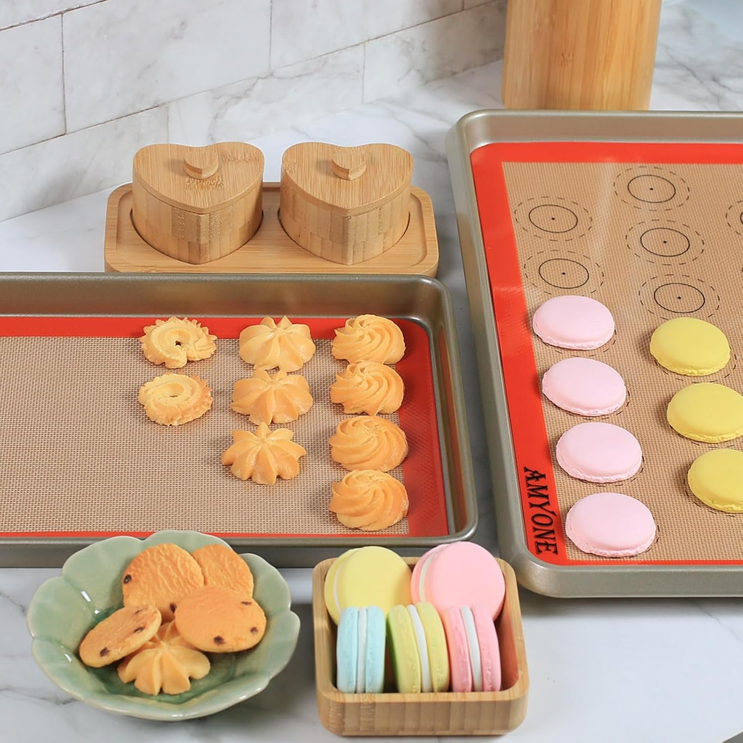 ✨ Silicone Baking Mats – Set of 4 Non-Stick Reusable Liners | Fits 11"x17" Half Sheet & 8"x12" Quarter Sheet Pans | Perfect for Cookies, Macarons, Bread & Pastries